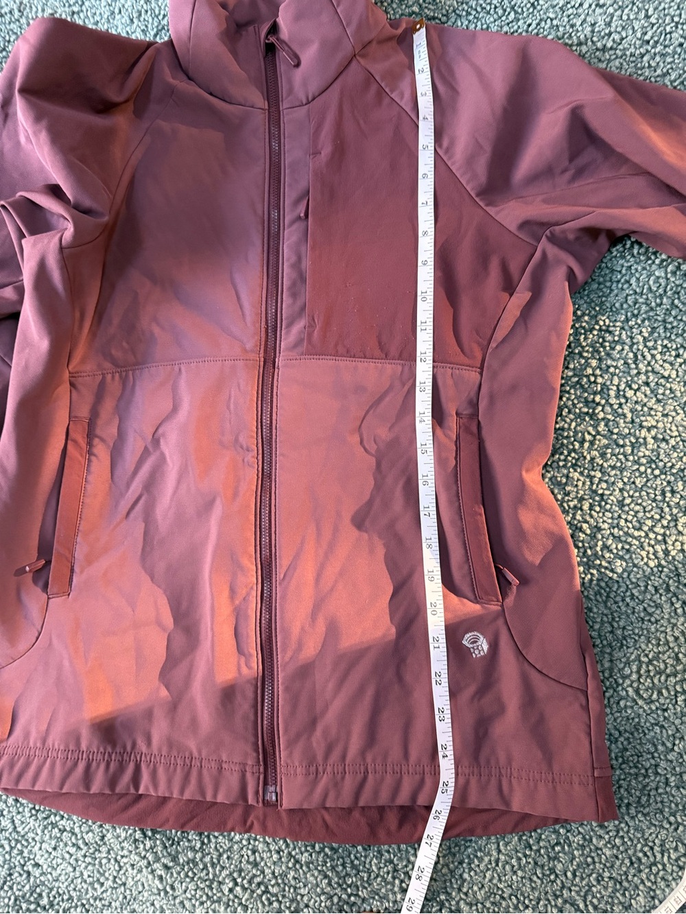 Women’s mountain hardwear Softshell Jacket - Picture 9 of 10